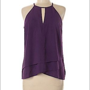 ✨2 for 45✨ Guess Sleeveless Blouse